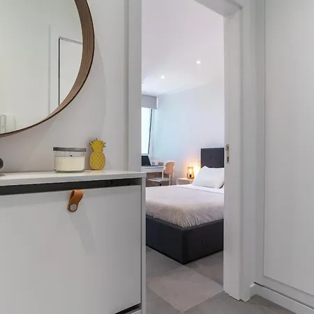 Modern With Ocean View & Terrace - Free Access To Pool And Tennis Courts! Portimao