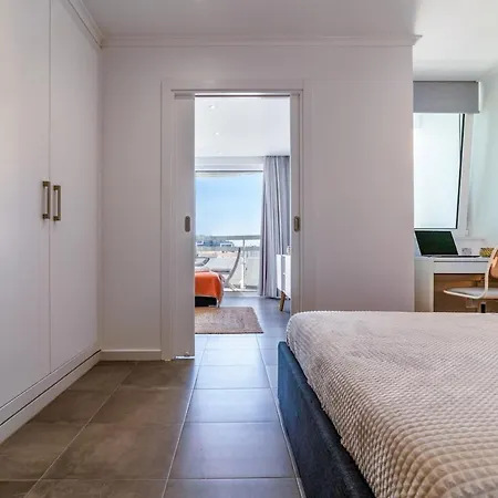 Modern With Ocean View & Terrace - Free Access To Pool And Tennis Courts! Portimao