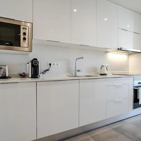Modern With Ocean View & Terrace - Free Access To Pool And Tennis Courts! Apartment