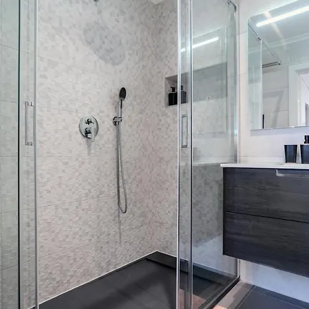 Apartment Modern With Ocean View & Terrace - Free Access To Pool And Tennis Courts! Portimao