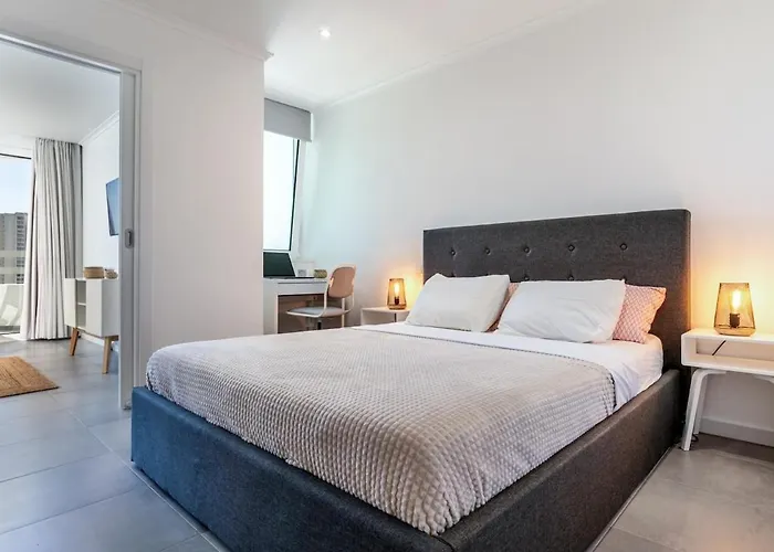 Modern With Ocean View & Terrace - Free Access To Pool And Tennis Courts By Lisbeyond * 波尔蒂芒